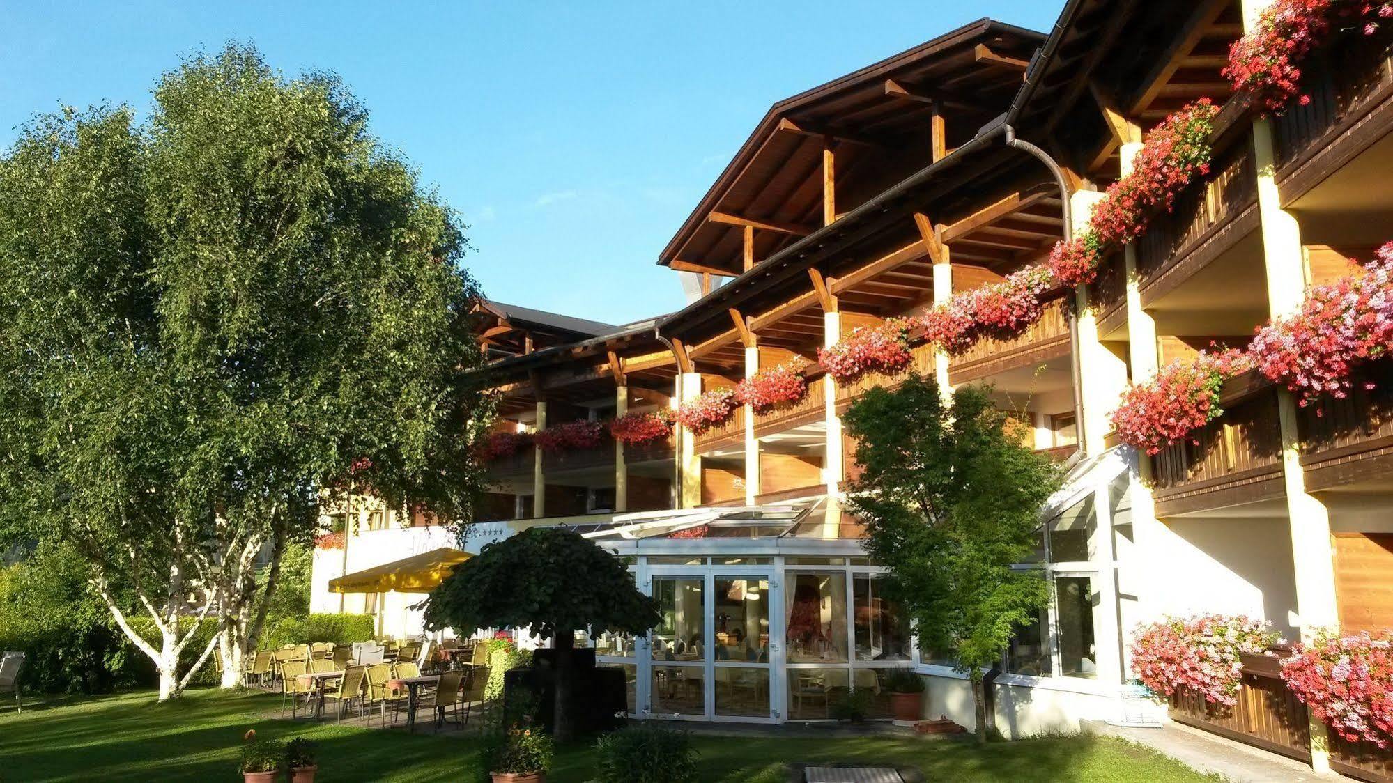 Alpenhof Brixen Brixen im Thale Exterior foto